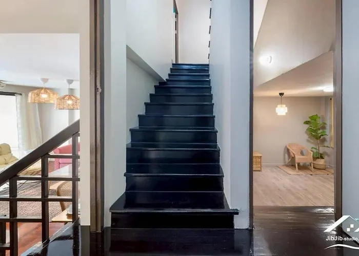 Delightful Townhouse In The Heart Of Sukhumvit *