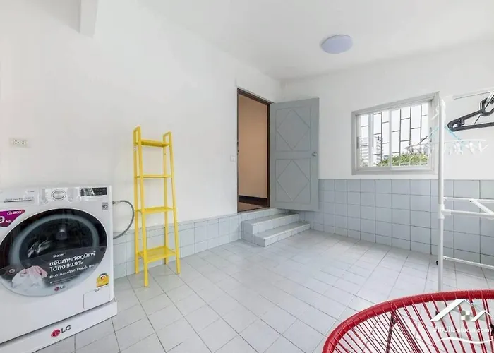 Delightful Townhouse In The Heart Of Sukhumvit